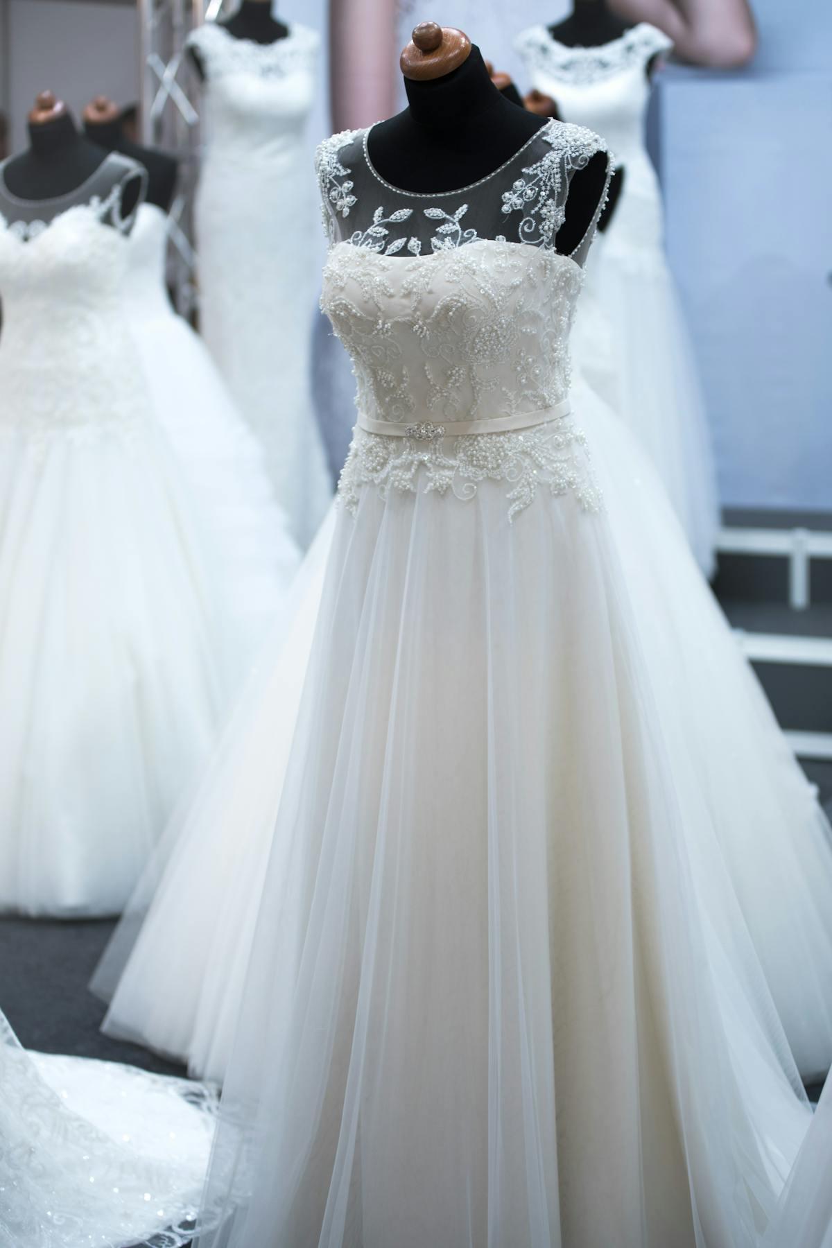 Comment choisir sa robe de mariée : le guide ultime