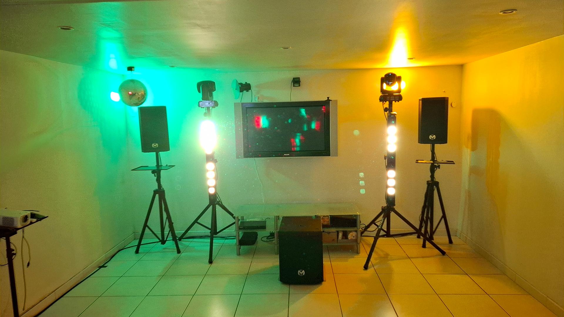 DJ PHIL Son et lumières 5