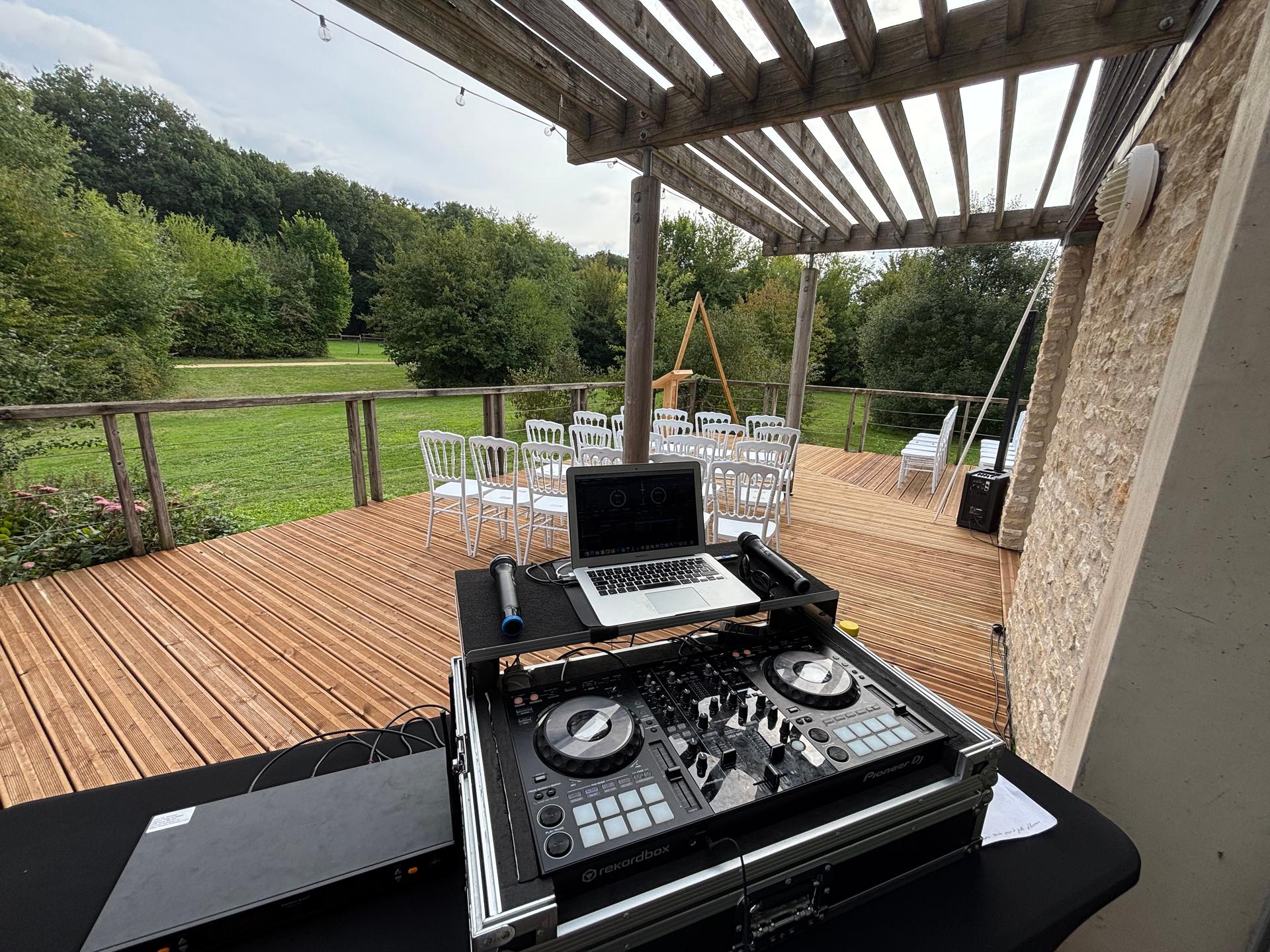 DJ86 re ANIM  - Photo 6