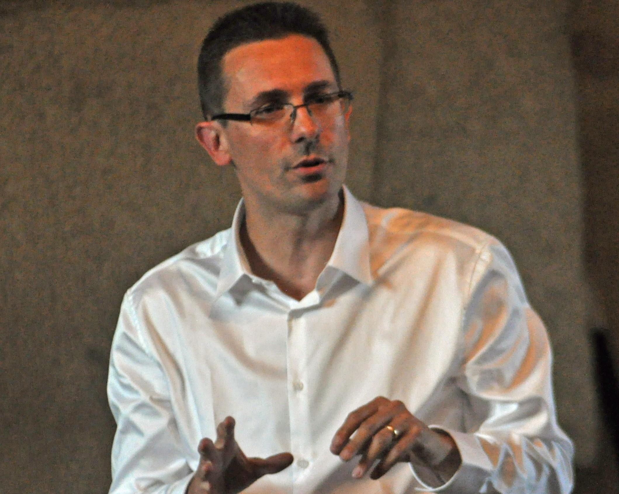 PROFESSEUR GUILLAUME ANIMATION MAGIQUE