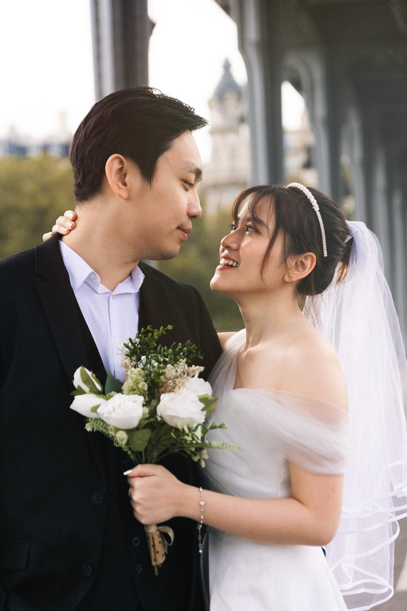Hugography - Photo 9