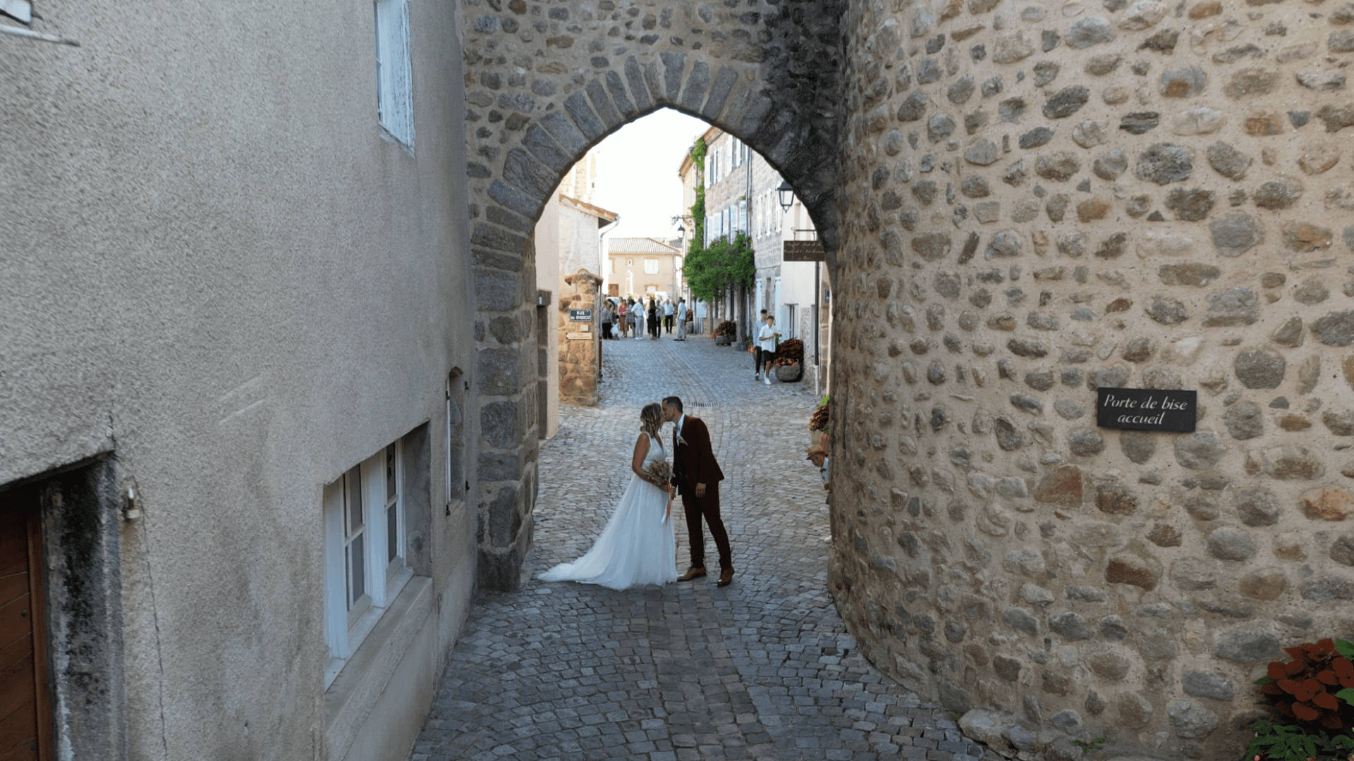 OS PRODUCTION - Vidéaste mariage & drone