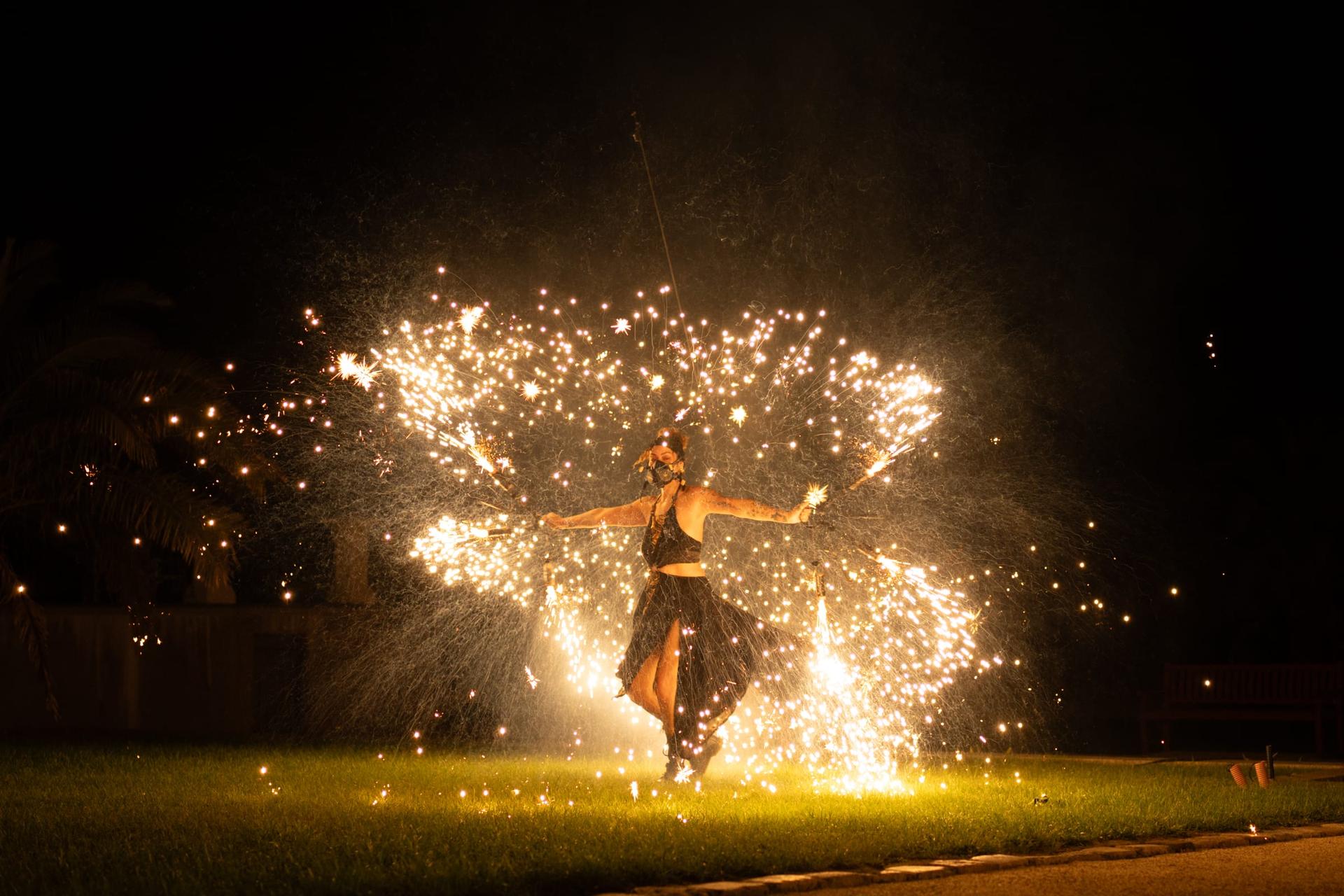 Kumanati - Spectacle LED, feu et artifice - Photo 11