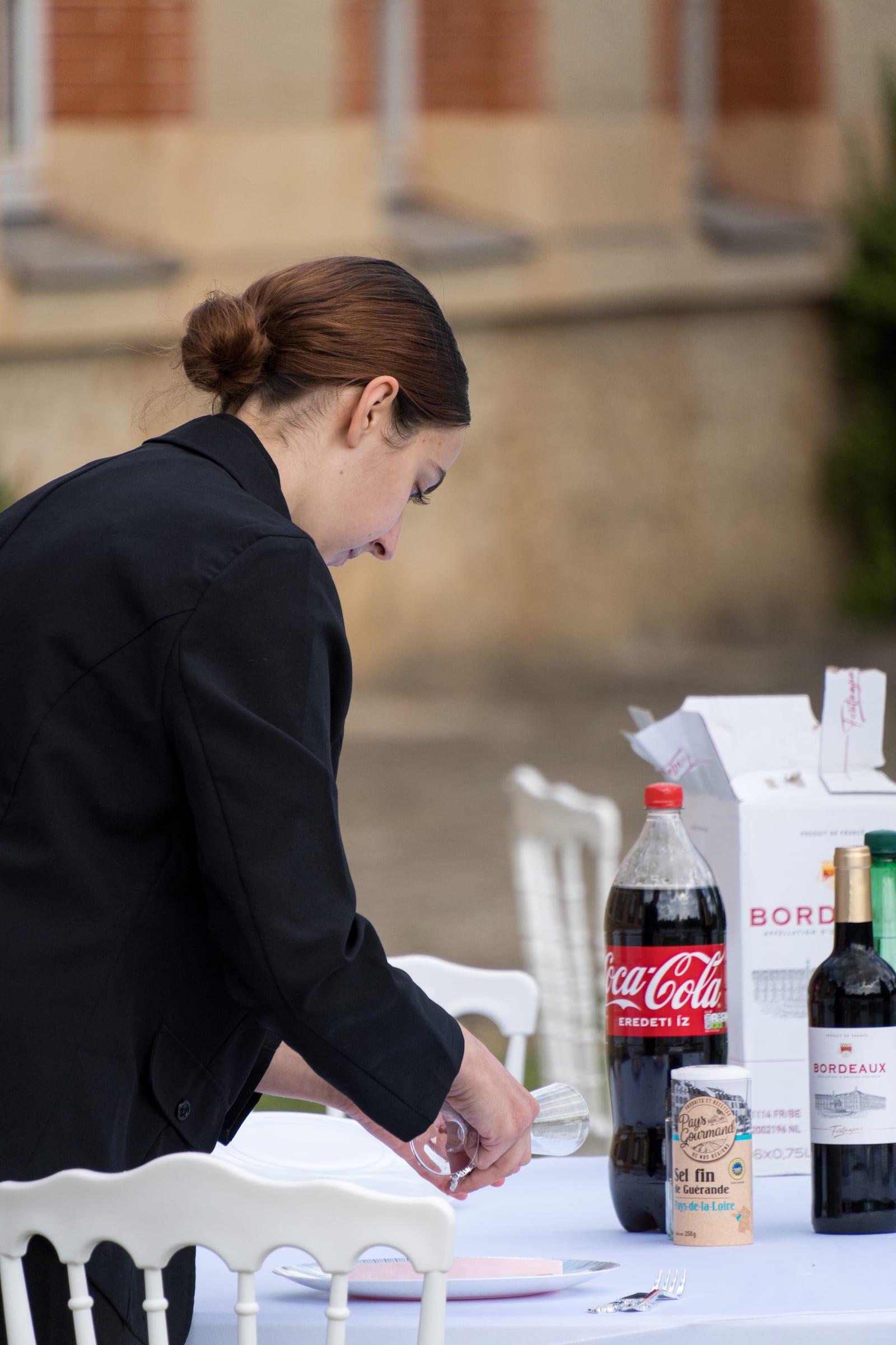 À Votre Service  2