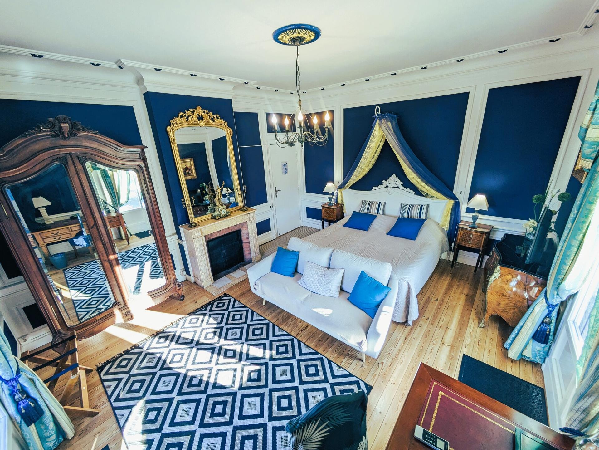 CHATEAU DE QUESMY - Photo 7