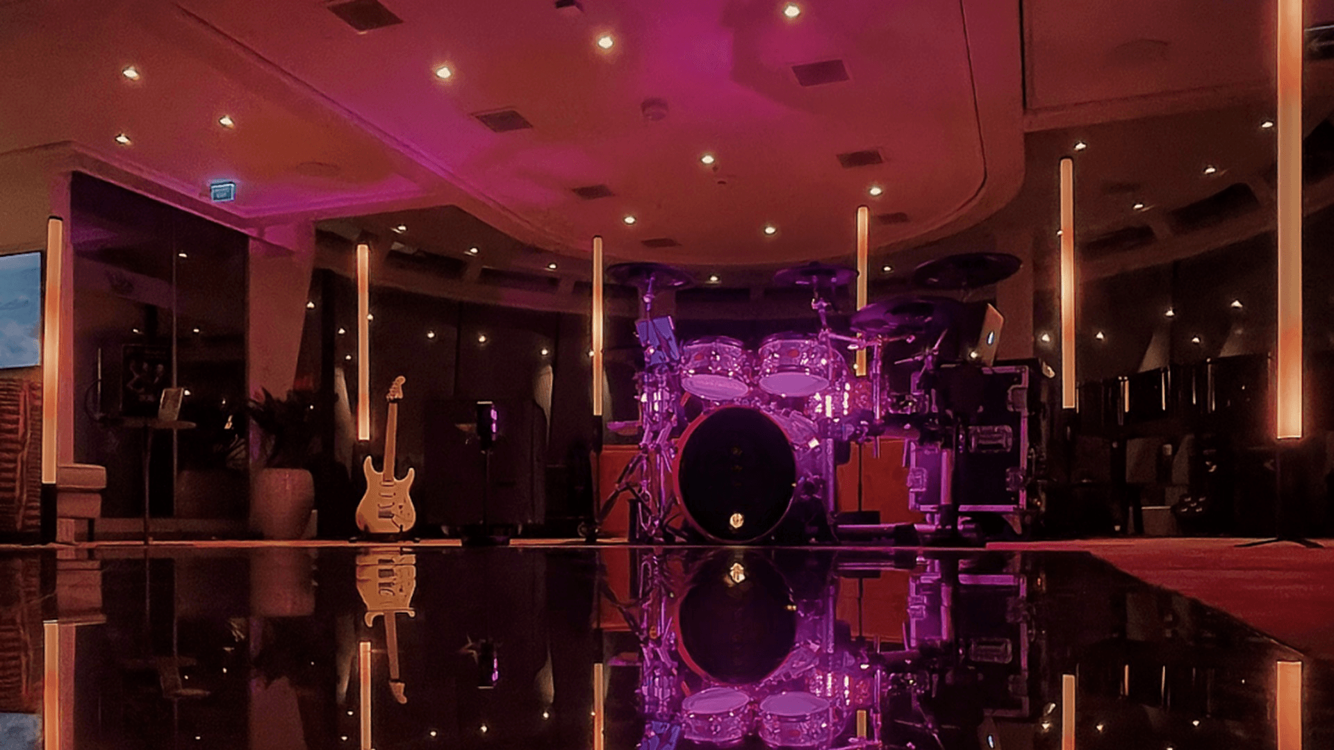 Krystal Live Band - Photo 5