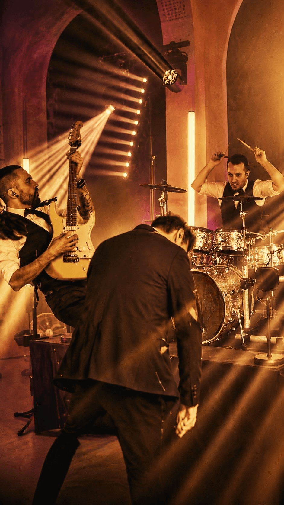 Krystal Live Band - Photo 7