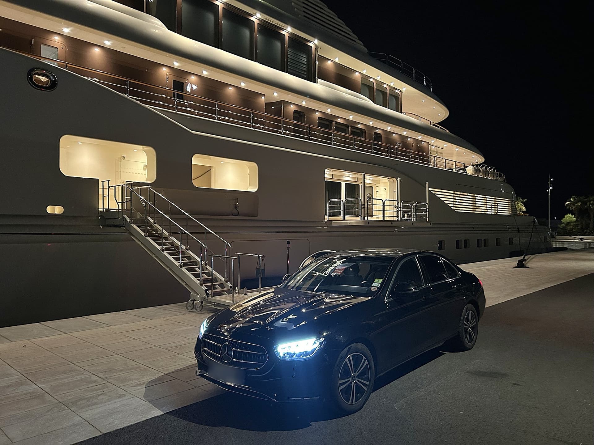 Riviera Private Driver - Photo 5