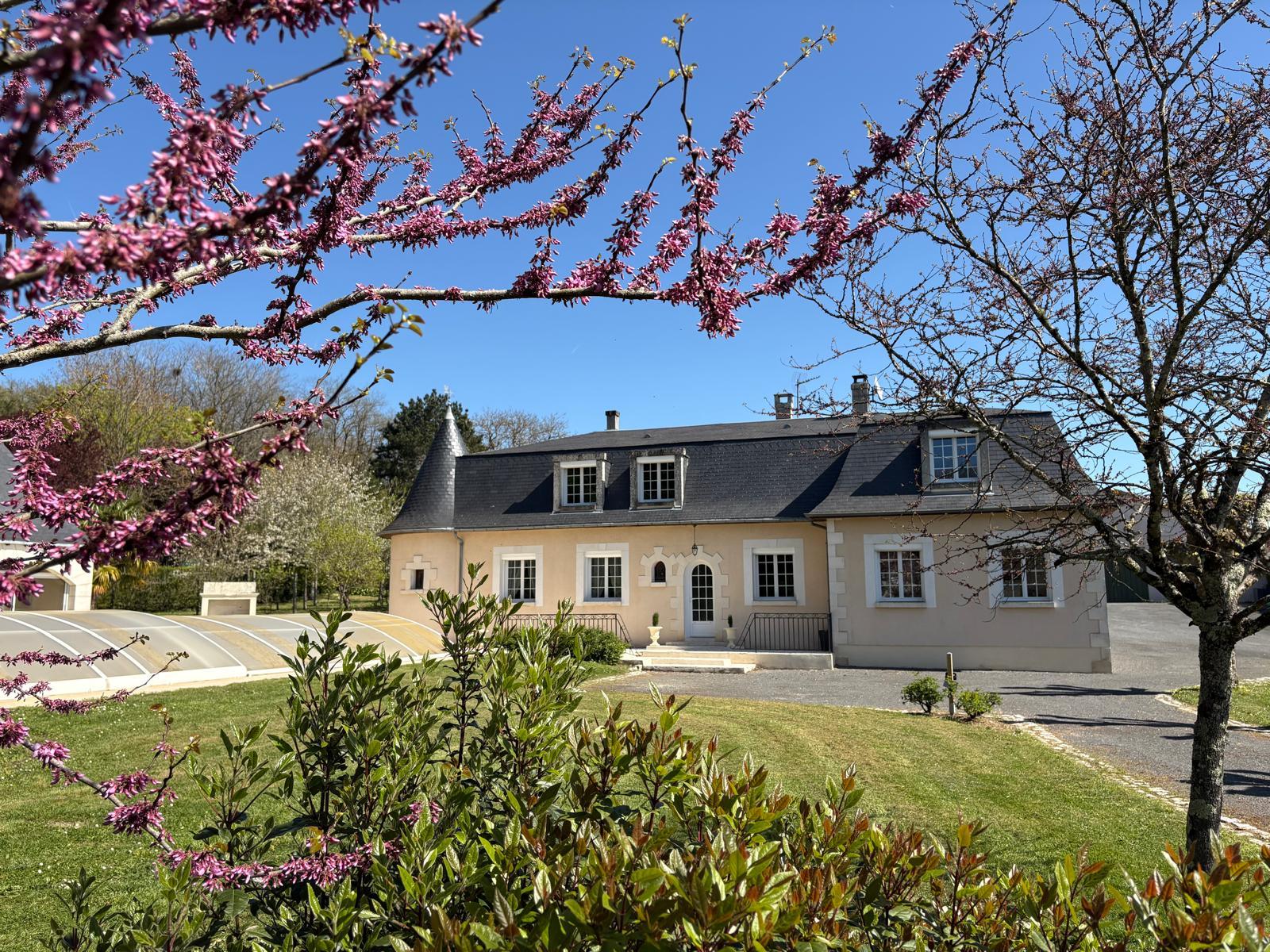 Le Manoir 1977 2